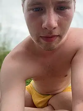 Snapshot of CDLukeLucy420 chatting on 06-20-26, 12:30 CDLukeLucy420 online show from 06-20-26, 12:30