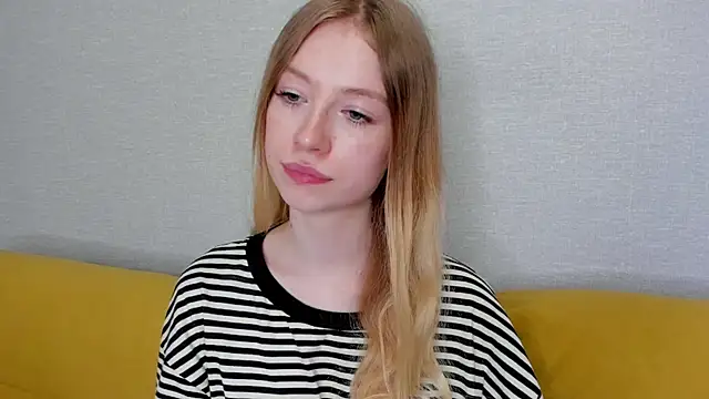 Snapshot of minidivaa_ chatting on 02-26-25, 07:16 minidivaa  online show from 02-26-25, 07:16