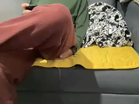 4small4inchlol online show from 02-13-25, 10:00