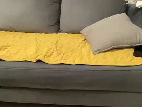 4small4inchlol online show from 11-28-25, 08:44