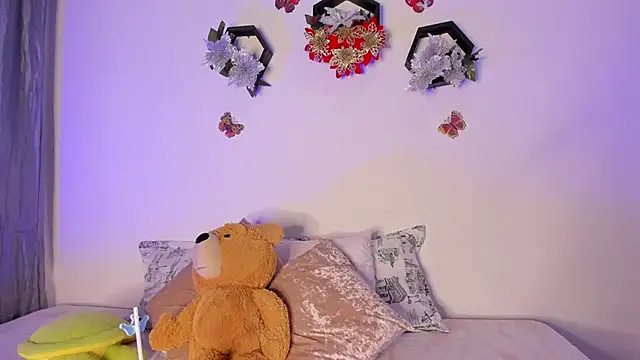 samara jonness online show from 12-27-24, 11:21