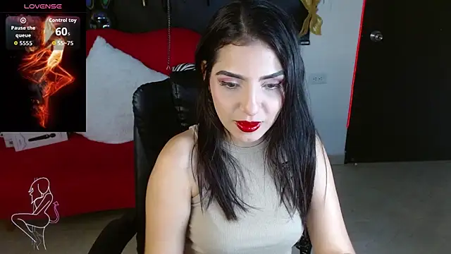 Carolaine69  online show from 02-10-26, 01:26