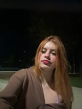 Snapshot of Isa_smeraldy chatting on 09-18-25, 10:56 Isa smeraldy online show from 09-18-25, 10:56