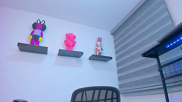 Gangster Girl online show from 10-31-25, 03:07