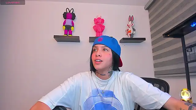 Gangster Girl online show from 02-07-26, 03:32