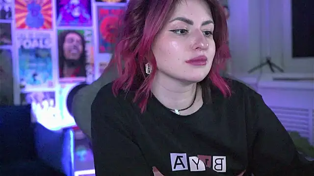 Lana  May online show from 01-17-25, 05:51