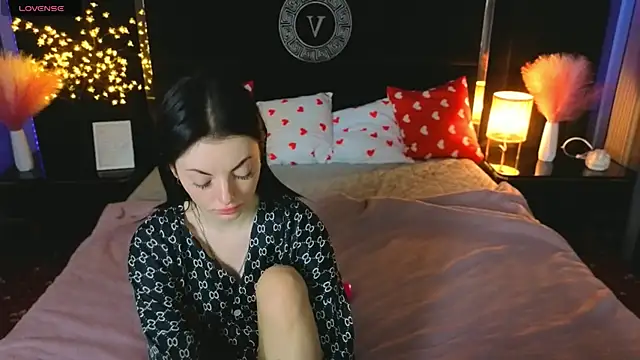 Daisy Delight online show from 03-02-26, 05:41