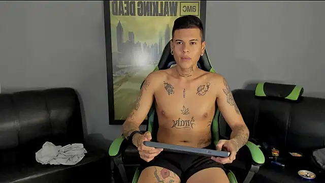 jamesinked  online show from 12-28-24, 09:51