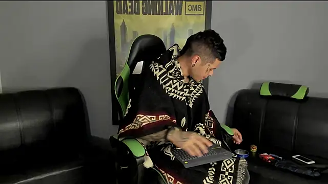 jamesinked  online show from 01-03-25, 03:38