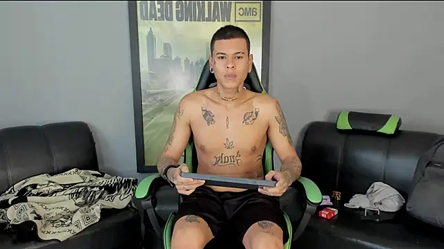 jamesinked  online show from 01-04-25, 07:02