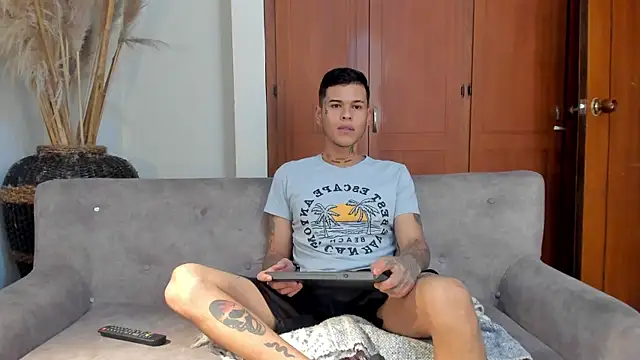 jamesinked  online show from 11-09-25, 08:18