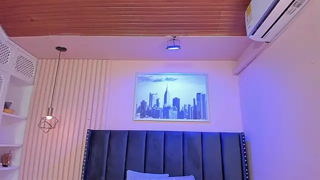 viiolett lee online show from 09-19-25, 09:37