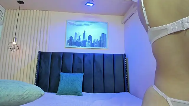 viiolett lee online show from 03-03-26, 07:42