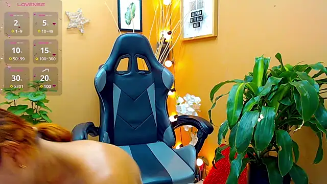 Snapshot of aslyhernandez_7 chatting on 03-13-25, 06:45 aslyhernandez 7 online show from 03-13-25, 06:45