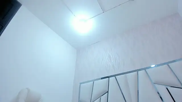 Victoriaa millers online show from 11-12-25, 07:24