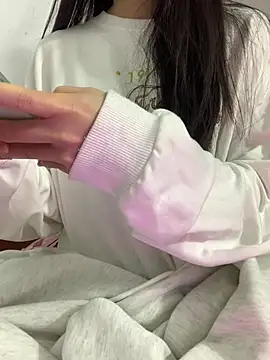 Snapshot of Vani_S2 chatting on 12-26-24, 05:30 Vani S2 online show from 12-26-24, 05:30