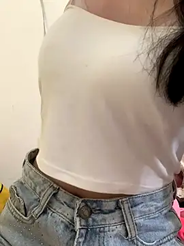 Snapshot of Vani_S2 chatting on 09-25-25, 08:29 Vani S2 online show from 09-25-25, 08:29