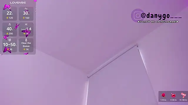 ZarianaEvanz online show from 10-29-25, 09:49