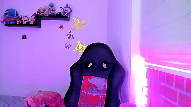 Shaddycute  online show from 11-10-25, 09:58