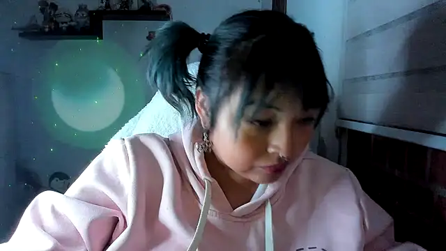 Shaddycute  online show from 06-20-26, 03:20