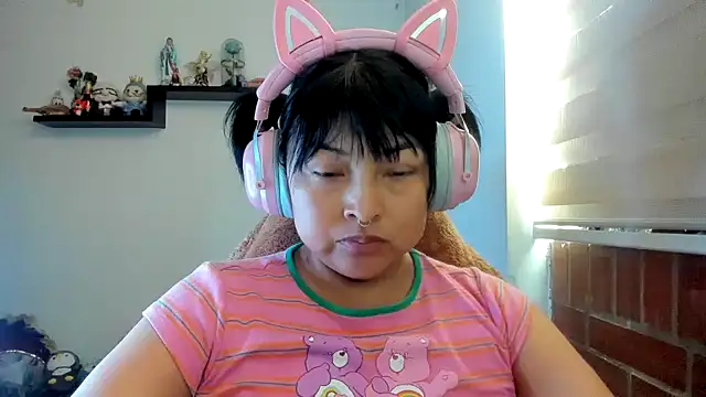 Shaddycute  online show from 06-30-26, 06:20