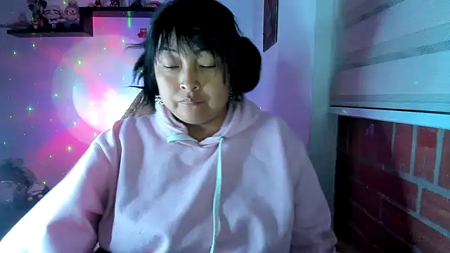 Shaddycute  online show from 07-03-26, 01:56