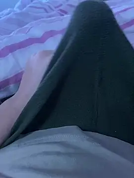 Snapshot of YourDaddy18769 chatting on 01-17-25, 12:53 YourDaddy18769 online show from 01-17-25, 12:53