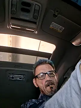 Snapshot of gettinit2wice chatting on 03-12-26, 02:45 gettinit2wice online show from 03-12-26, 02:45