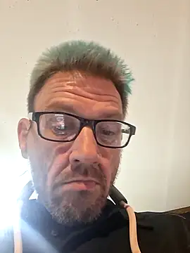 Snapshot of gettinit2wice chatting on 03-19-26, 09:02 gettinit2wice online show from 03-19-26, 09:02