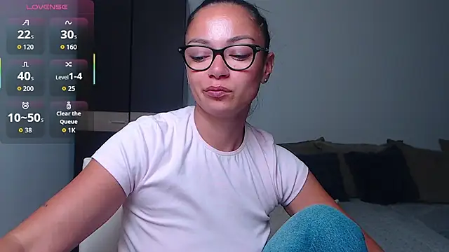 Snapshot of BabySerene chatting on 07-11-26, 03:42 BabySerene online show from 07-11-26, 03:42