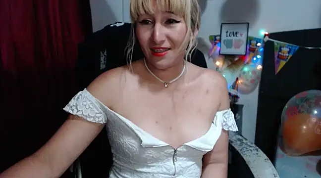 Snapshot of florecita9 chatting on 03-01-25, 09:59 florecita9 online show from 03-01-25, 09:59