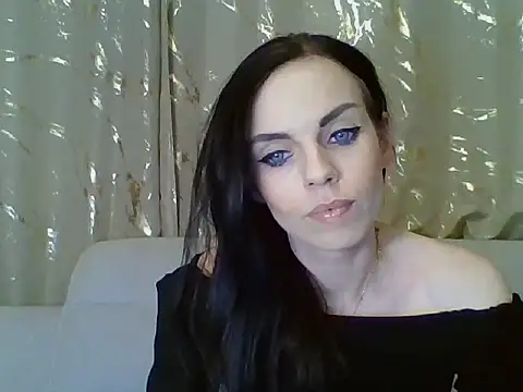 Snapshot of CassieSensual chatting on 02-11-26, 07:08 CassieSensual online show from 02-11-26, 07:08