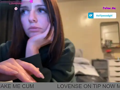 stellasmall online show from 01-07-25, 02:51