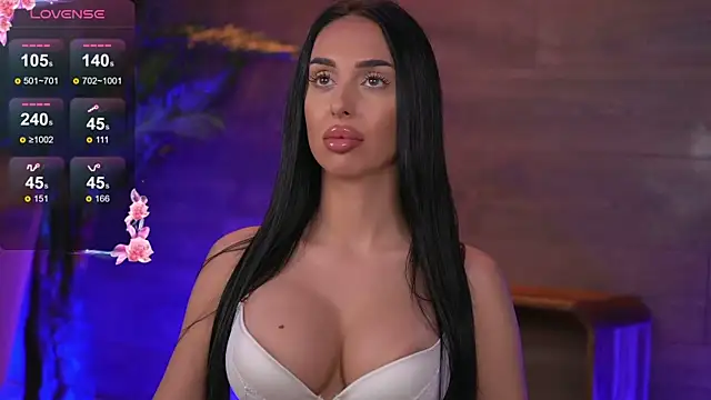 Snapshot of KairaAndrews chatting on 10-26-25, 07:20 KairaAndrews online show from 10-26-25, 07:20