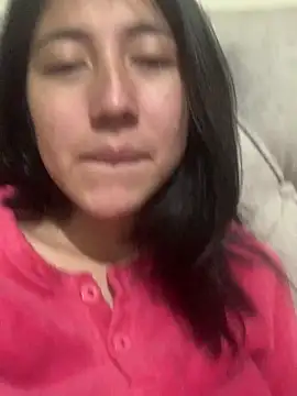 sarah12333 online show from 05-22-26, 03:46