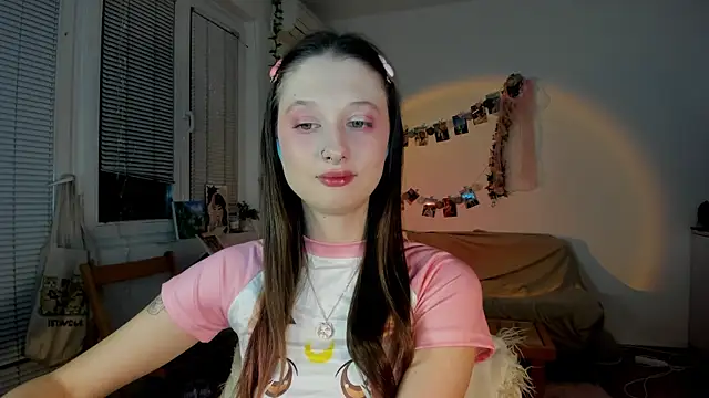 Snapshot of Jenny_darling_love chatting on 03-10-25, 07:07 Jenny darling love online show from 03-10-25, 07:07