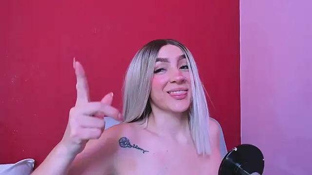 Snapshot of Kate_bunny_ chatting on 03-01-26, 12:18 Kate bunny online show from 03-01-26, 12:18