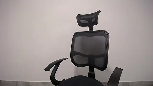 Snapshot of present_the_magic chatting on 02-02-25, 02:38 present the magic online show from 02-02-25, 02:38