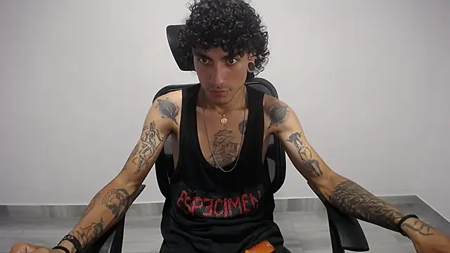 Snapshot of present_the_magic chatting on 02-27-25, 06:50 present the magic online show from 02-27-25, 06:50