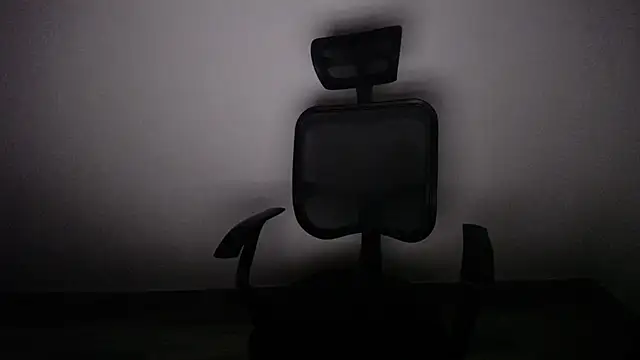 Snapshot of present_the_magic chatting on 02-27-25, 11:26 present the magic online show from 02-27-25, 11:26