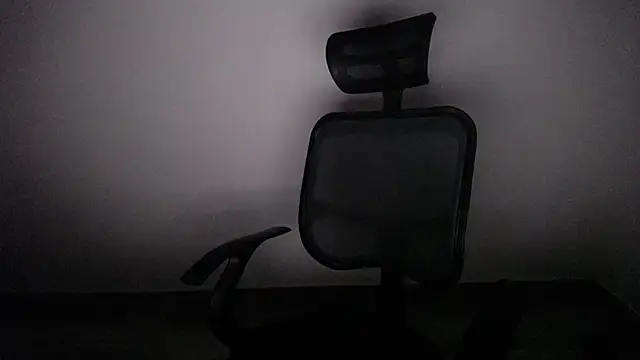 Snapshot of present_the_magic chatting on 02-28-25, 02:31 present the magic online show from 02-28-25, 02:31