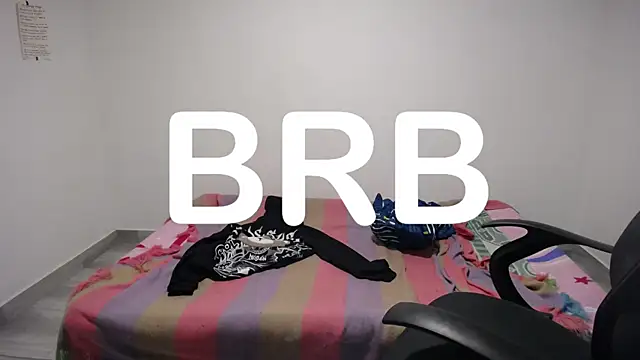 Snapshot of present_the_magic chatting on 09-23-25, 09:29 present the magic online show from 09-23-25, 09:29