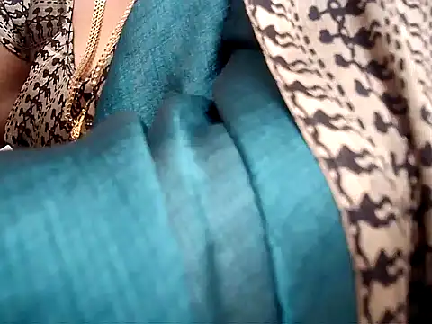 Snapshot of hot_pavitra chatting on 01-15-25, 06:29 hot pavitra online show from 01-15-25, 06:29