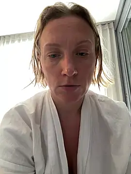 UmaTruewoman online show from 07-15-26, 02:06