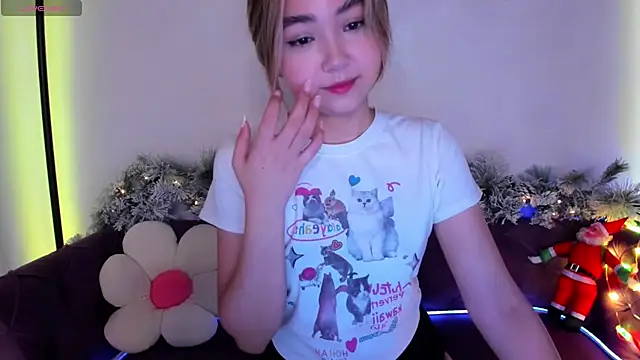 Fluffy Rose online show from 12-21-24, 01:47