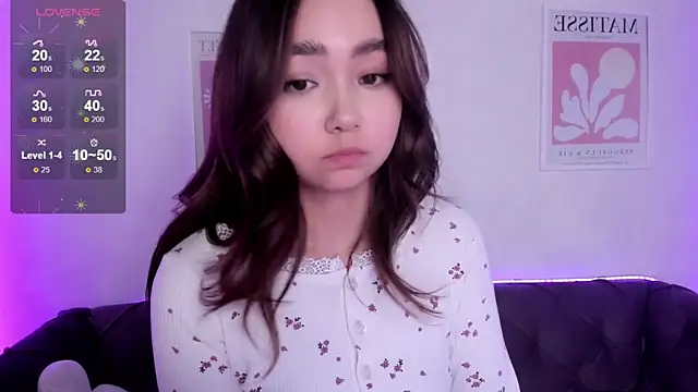 Fluffy Rose online show from 02-25-25, 11:41