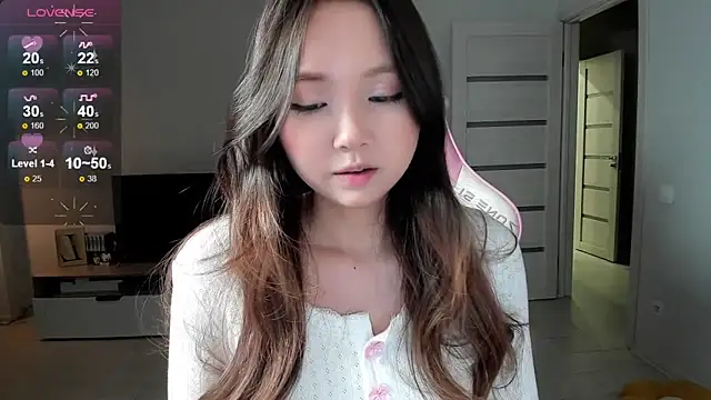 Fluffy Rose online show from 02-04-26, 12:00