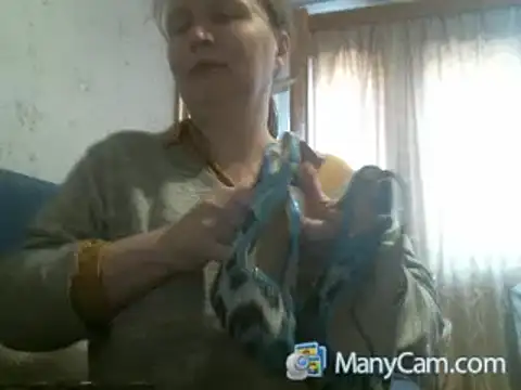 Snapshot of Isolda25 chatting on 01-15-25, 11:43 Isolda25 online show from 01-15-25, 11:43