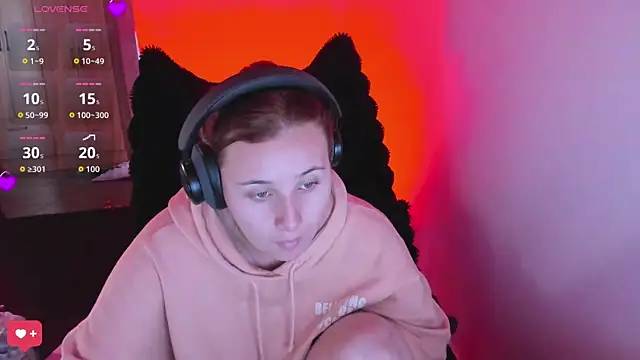 bonnie moon  online show from 02-25-26, 06:17