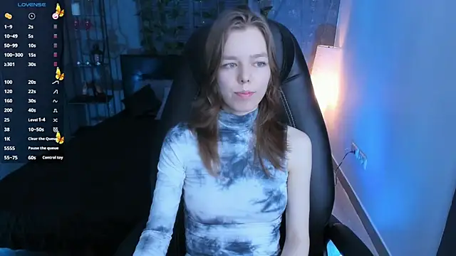 Snapshot of Tina_Tayllor chatting on 01-25-25, 06:46 Tina Tayllor online show from 01-25-25, 06:46